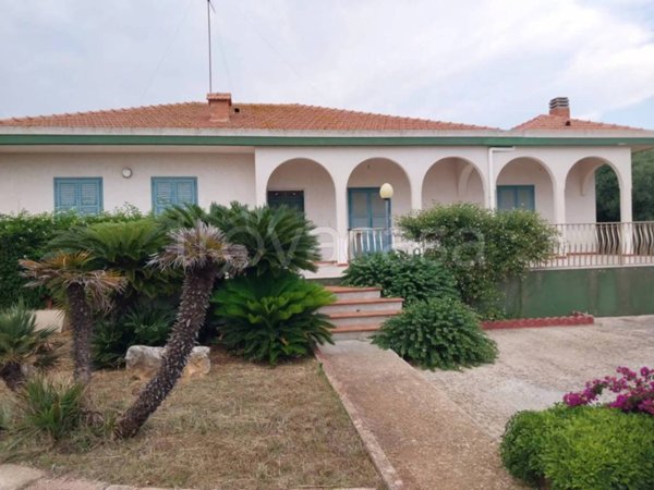 casa indipendente in vendita a Scicli