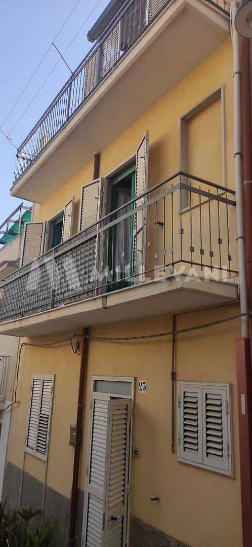 casa indipendente in vendita a Scicli