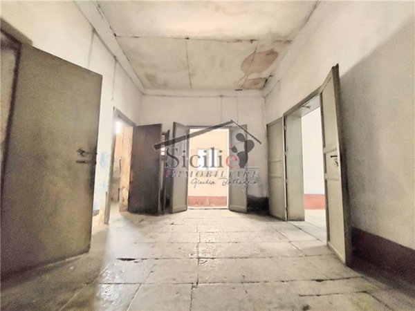 casa indipendente in vendita a Scicli