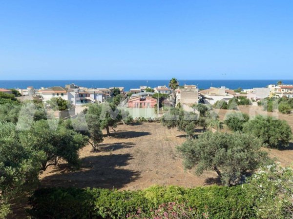 casa indipendente in vendita a Scicli in zona Cava d'Aliga