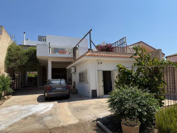 casa indipendente in vendita a Scicli in zona Cava d'Aliga