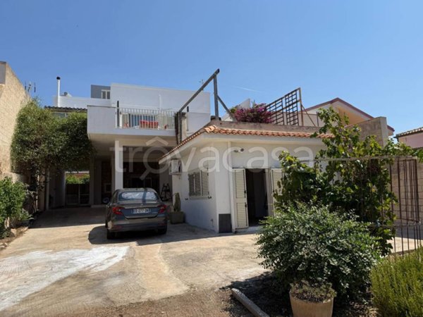 casa indipendente in vendita a Scicli in zona Cava d'Aliga