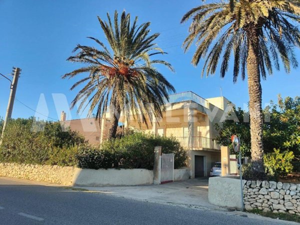 casa indipendente in vendita a Scicli in zona Cava d'Aliga