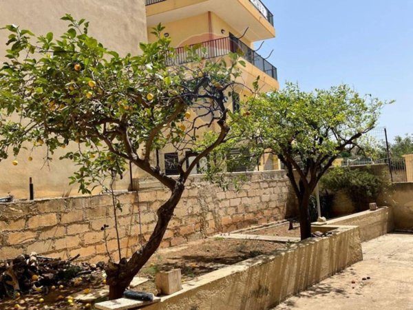 casa indipendente in vendita a Scicli in zona Donnalucata