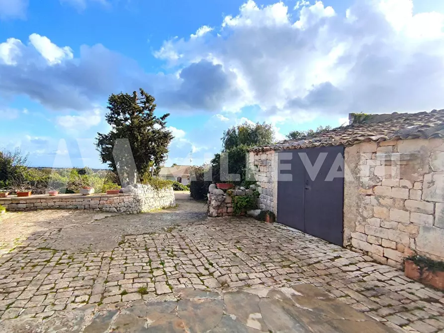 casa indipendente in vendita a Scicli