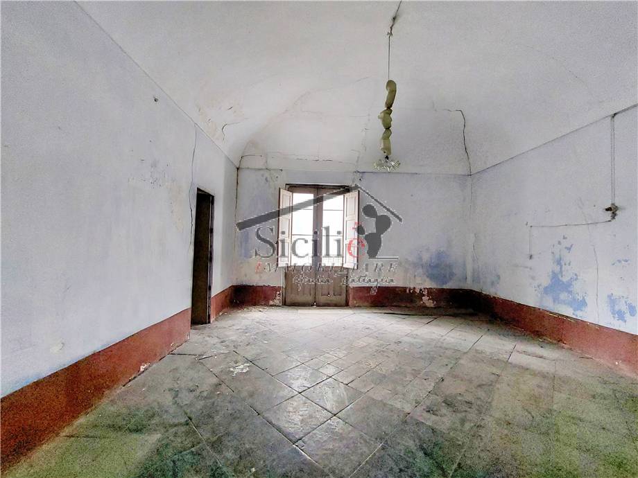casa indipendente in vendita a Scicli