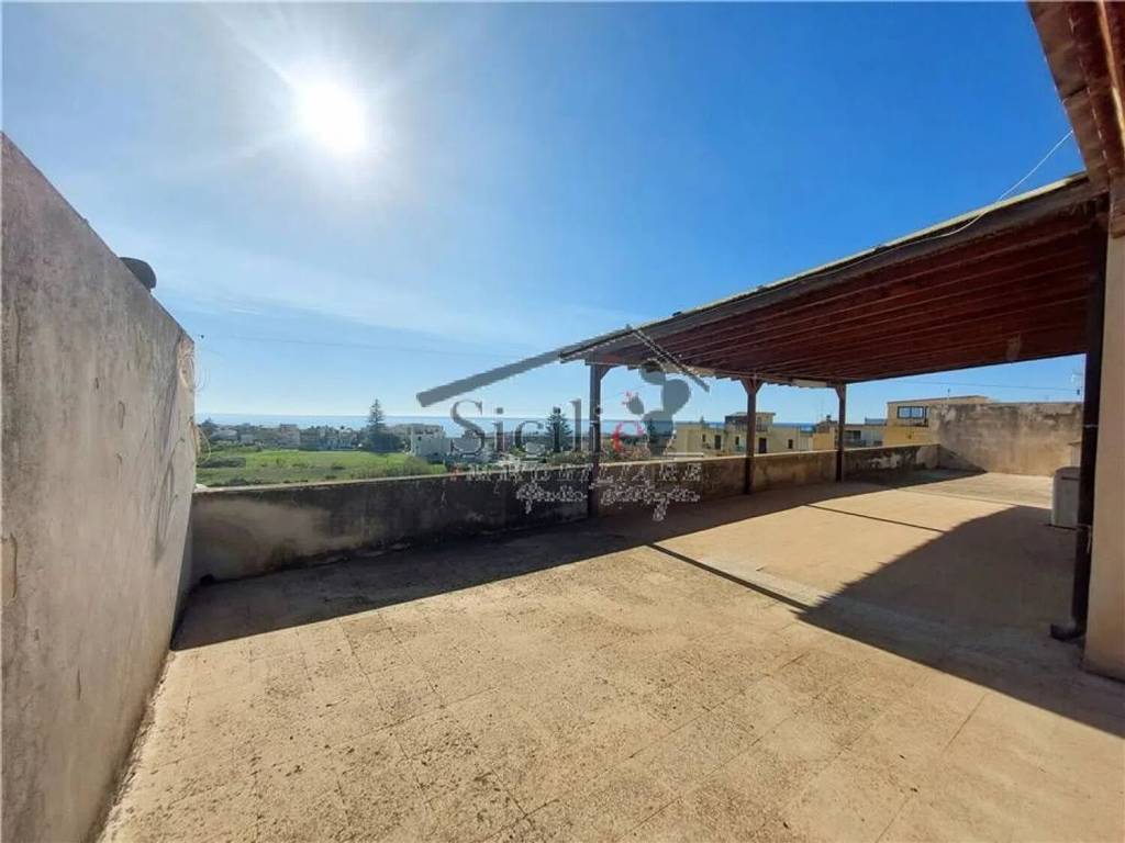 appartamento in vendita a Scicli in zona Donnalucata