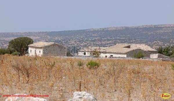 casale in vendita a Scicli