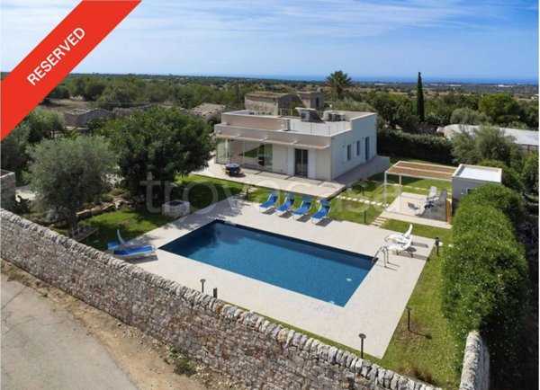 casa indipendente in vendita a Scicli