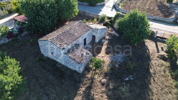 casa indipendente in vendita a Scicli