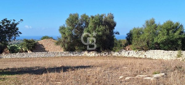 casa indipendente in vendita a Scicli