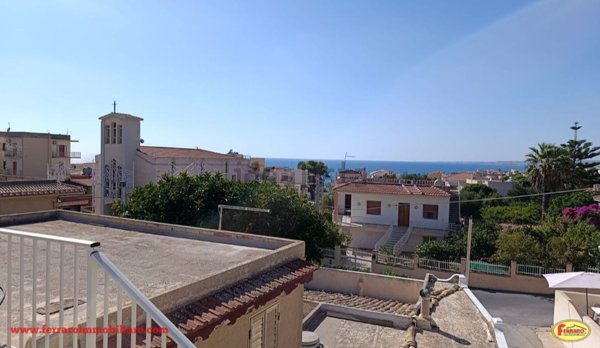 casa indipendente in vendita a Scicli in zona Cava d'Aliga