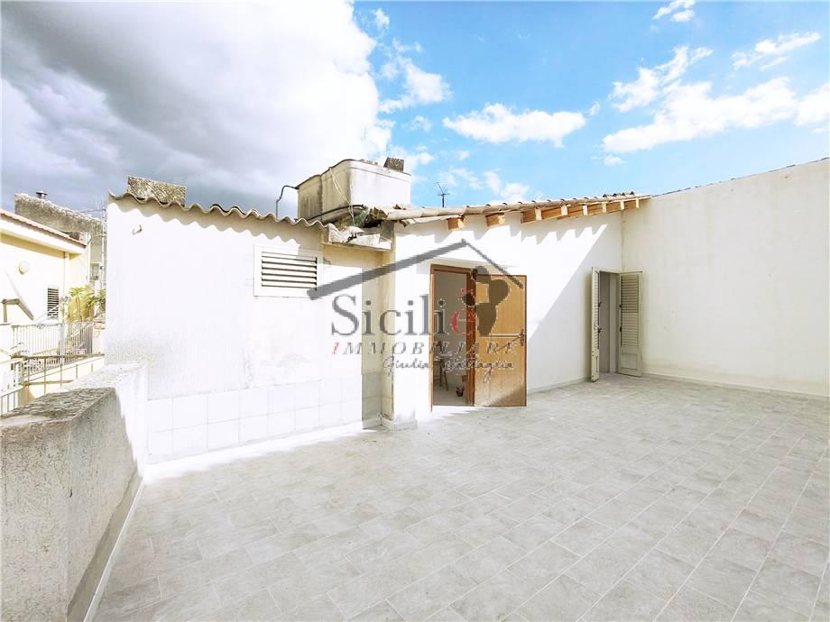 casa indipendente in vendita a Scicli