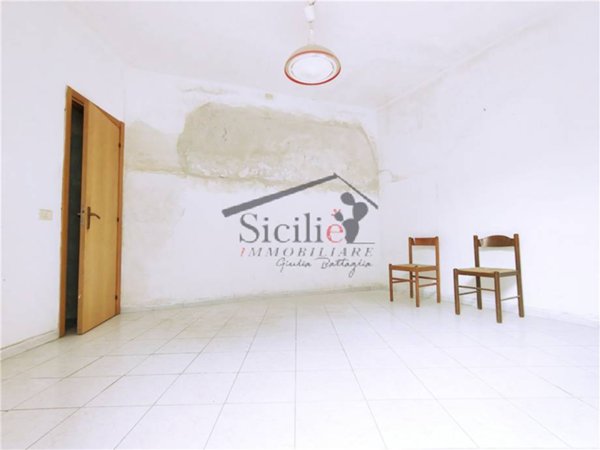 casa indipendente in vendita a Scicli