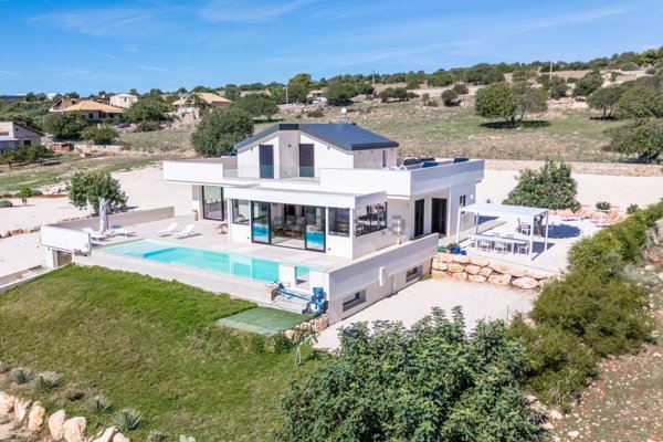 casa indipendente in vendita a Scicli in zona Sampieri