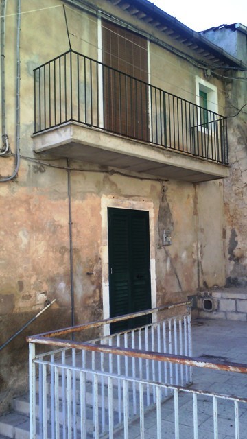 casa indipendente in vendita a Scicli