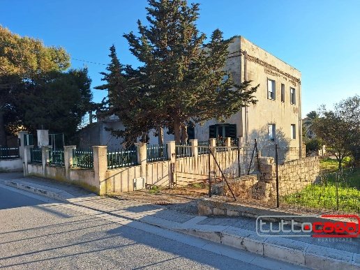 casa indipendente in vendita a Scicli in zona Cava d'Aliga