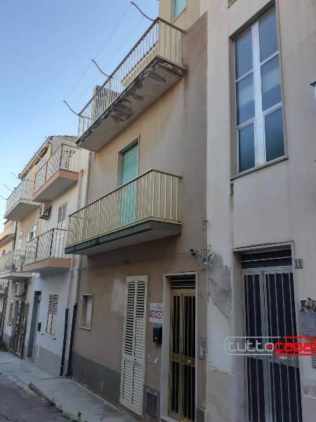 casa indipendente in vendita a Scicli in zona Donnalucata