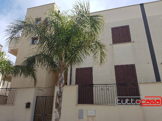 casa indipendente in vendita a Scicli