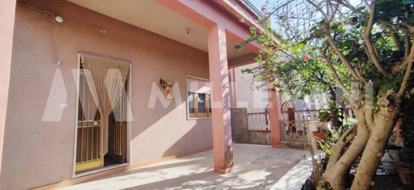 casa indipendente in vendita a Scicli in zona Sampieri