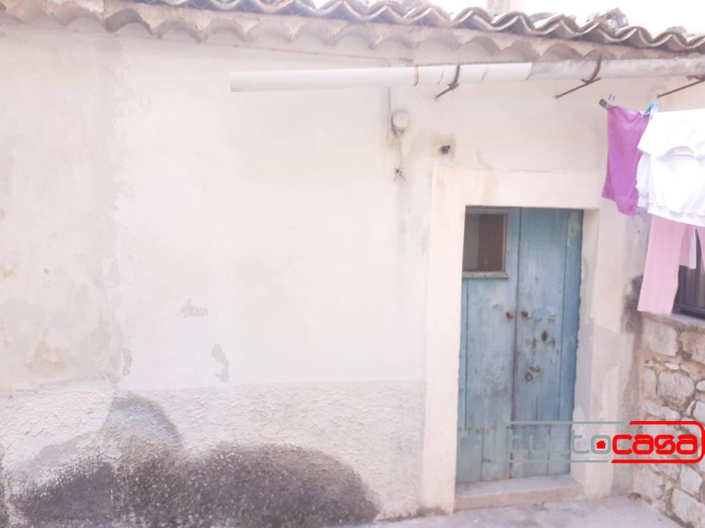 casa indipendente in vendita a Scicli