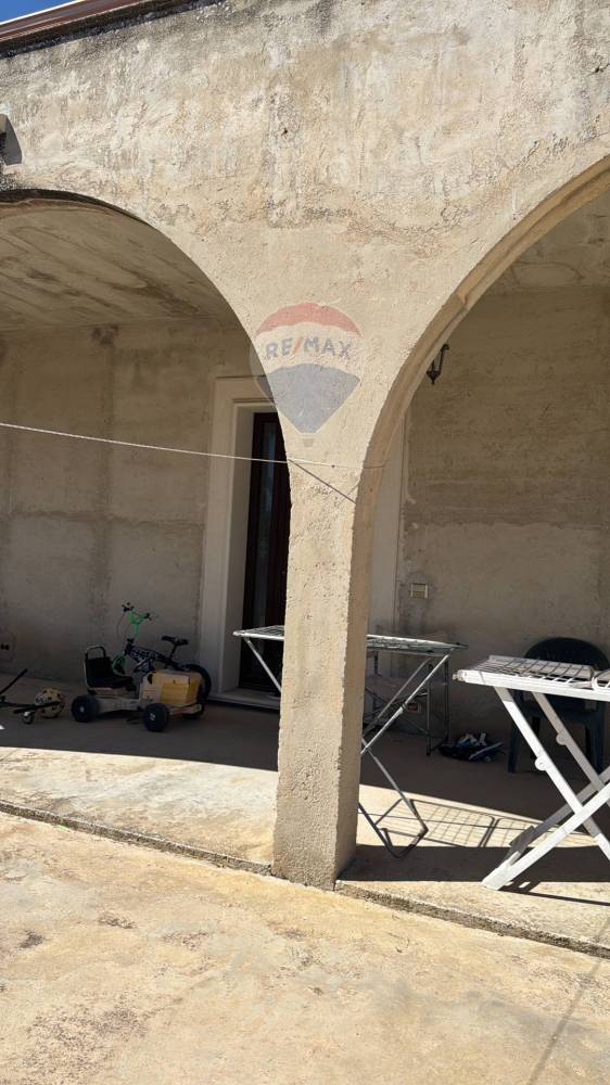 casa indipendente in vendita a Scicli