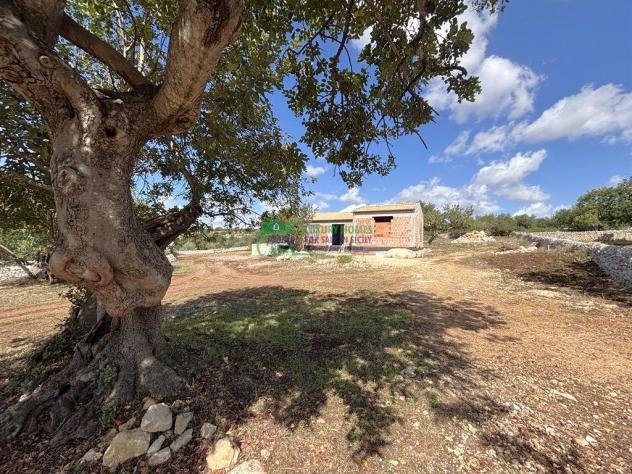 casa indipendente in vendita a Scicli