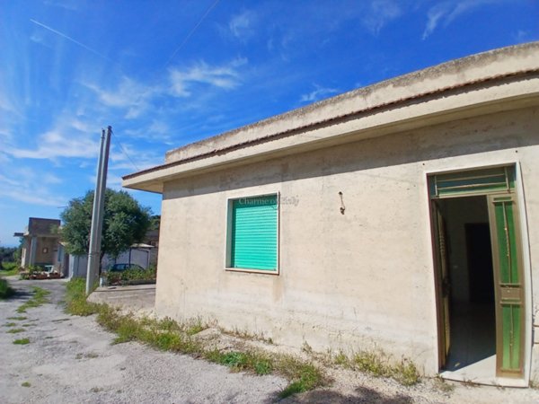 casa indipendente in vendita a Scicli in zona Cava d'Aliga