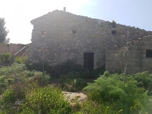 casa indipendente in vendita a Scicli in zona Donnalucata