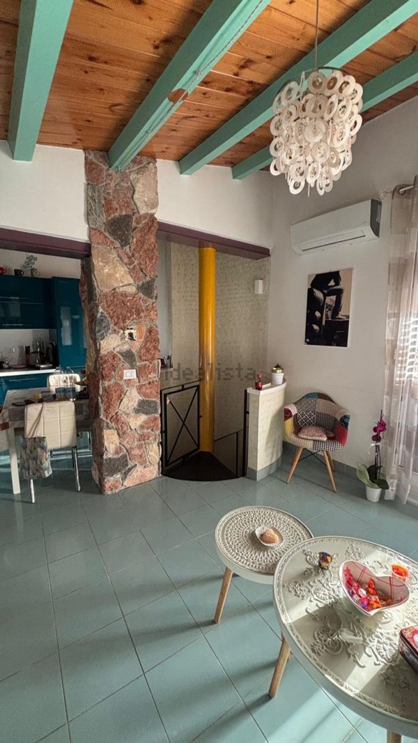 casa indipendente in vendita a Scicli