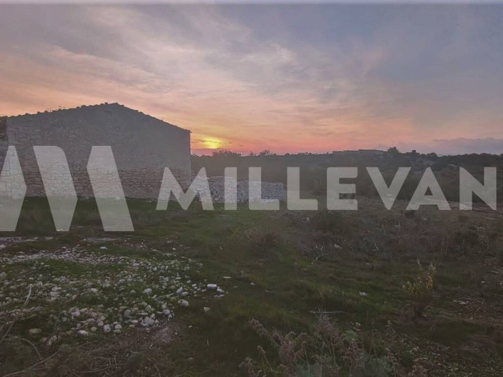 casa indipendente in vendita a Scicli