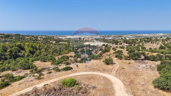 casa indipendente in vendita a Scicli