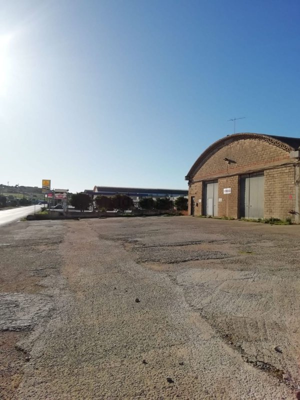 capannone in vendita a Scicli