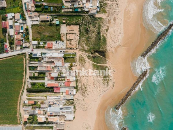 casa indipendente in vendita a Scicli in zona Donnalucata