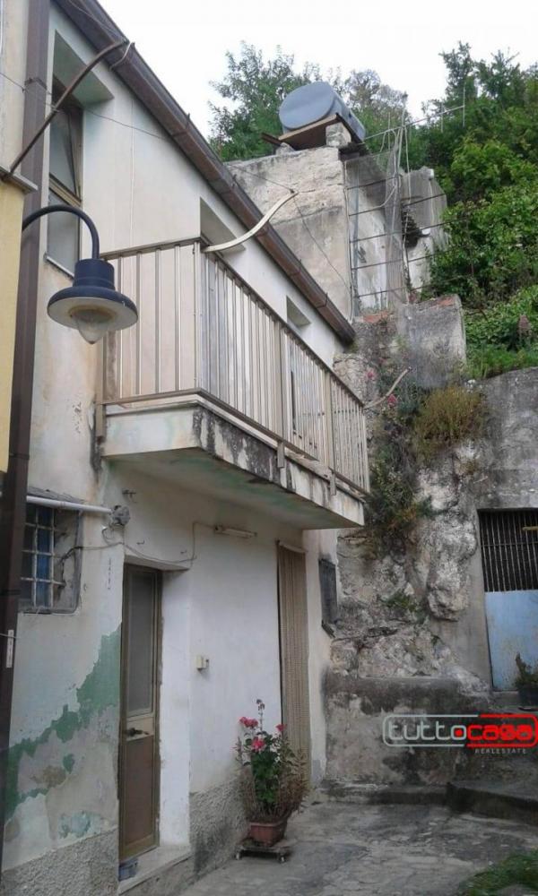 casa indipendente in vendita a Scicli