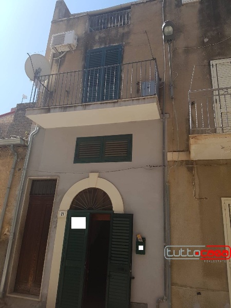 casa indipendente in vendita a Scicli