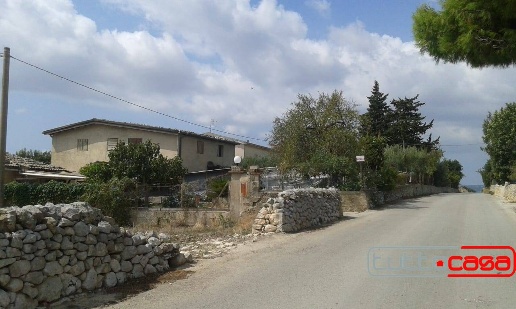 casa indipendente in vendita a Scicli in zona Donnalucata