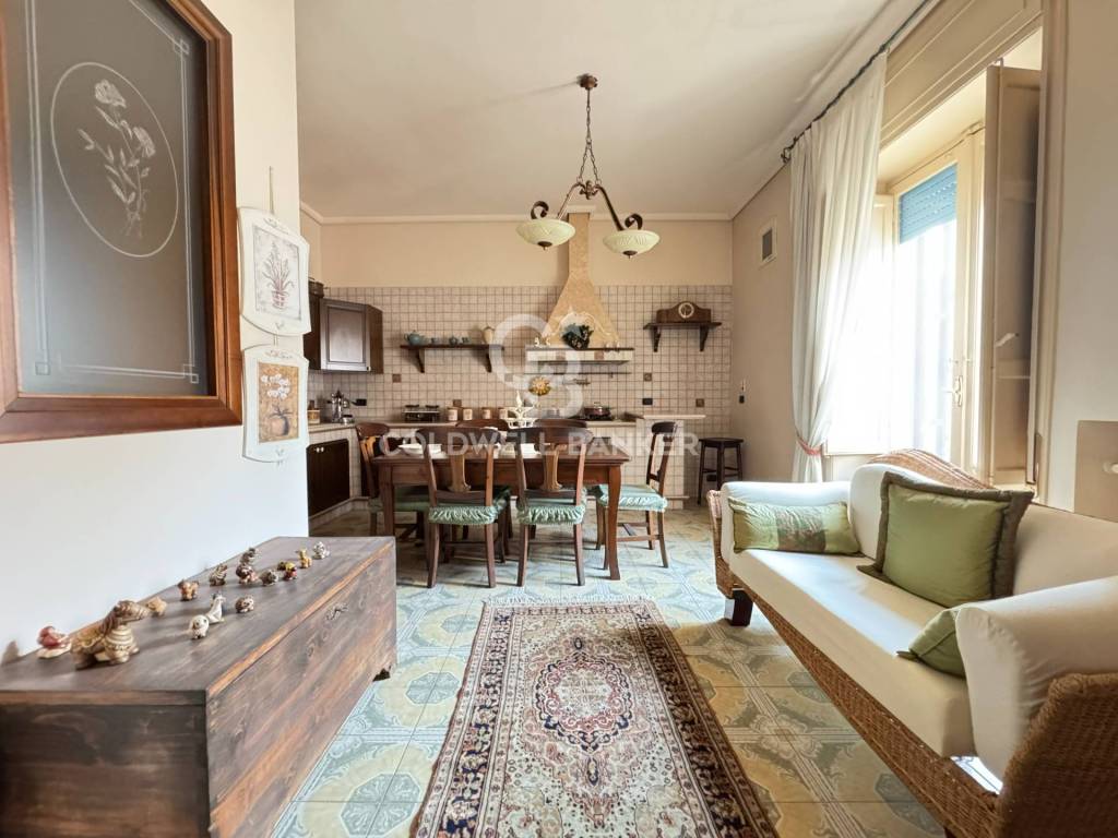 intera palazzina in vendita a Scicli