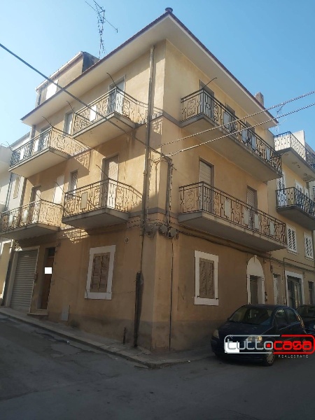 casa indipendente in vendita a Scicli