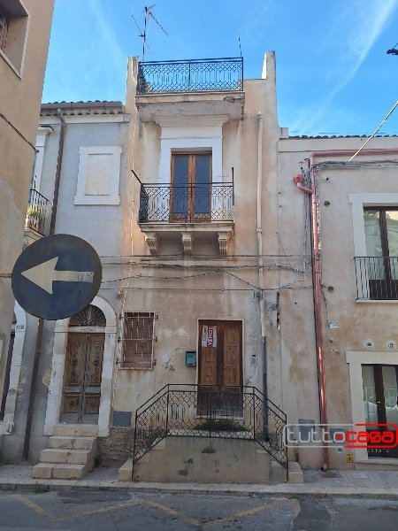 casa indipendente in vendita a Scicli