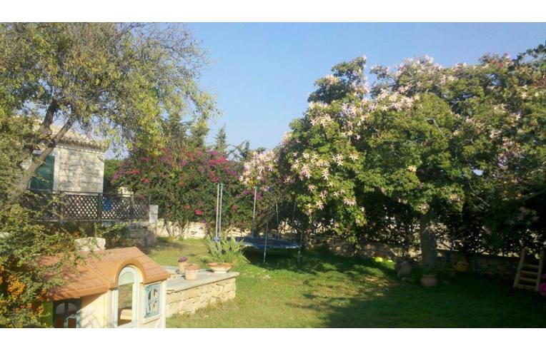 casa indipendente in vendita a Scicli in zona Donnalucata