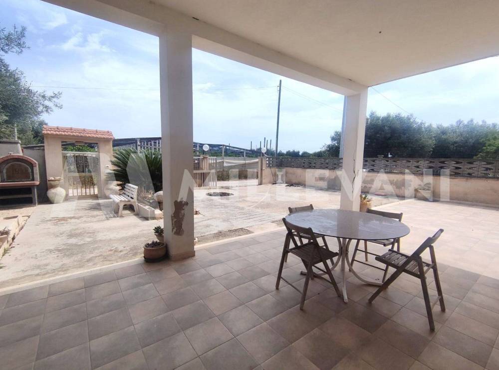 casa indipendente in vendita a Scicli in zona Cava d'Aliga