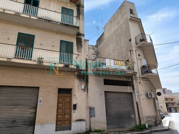 casa indipendente in vendita a Scicli