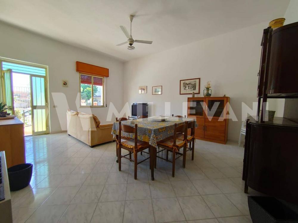 appartamento in vendita a Scicli in zona Cava d'Aliga