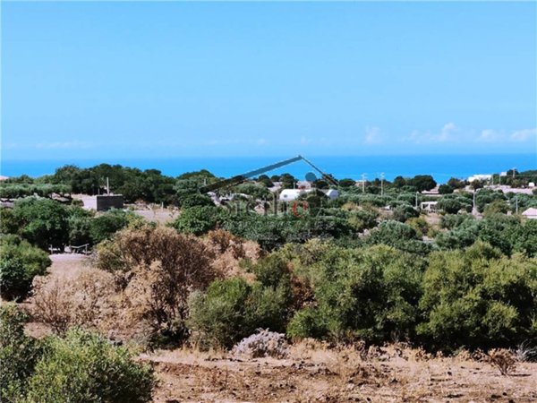 casa indipendente in vendita a Scicli in zona Donnalucata