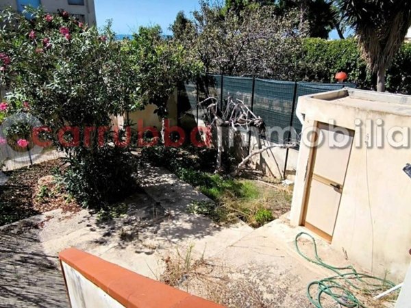 appartamento in vendita a Scicli in zona Cava d'Aliga