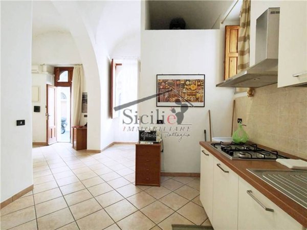 casa indipendente in vendita a Scicli