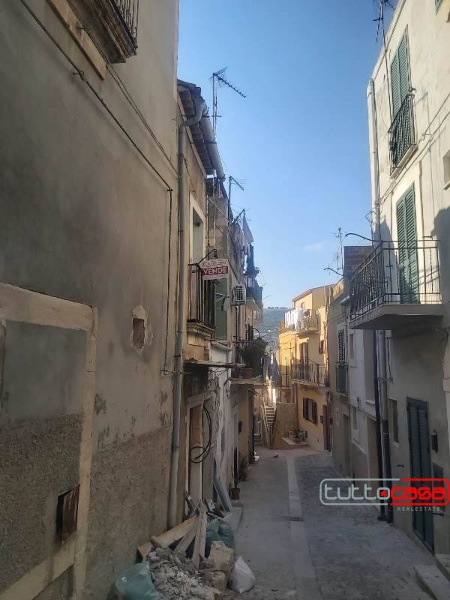 casa indipendente in vendita a Scicli