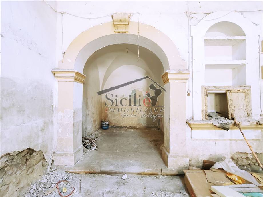 casa indipendente in vendita a Scicli