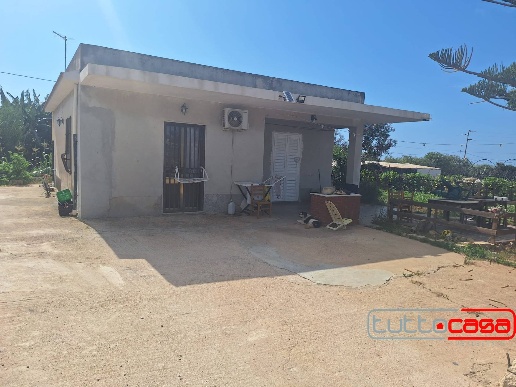 casa indipendente in vendita a Scicli in zona Cava d'Aliga